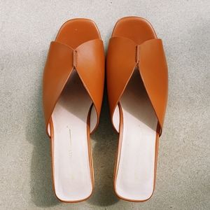 Intentionally Blank Kamika Heeled Sandals